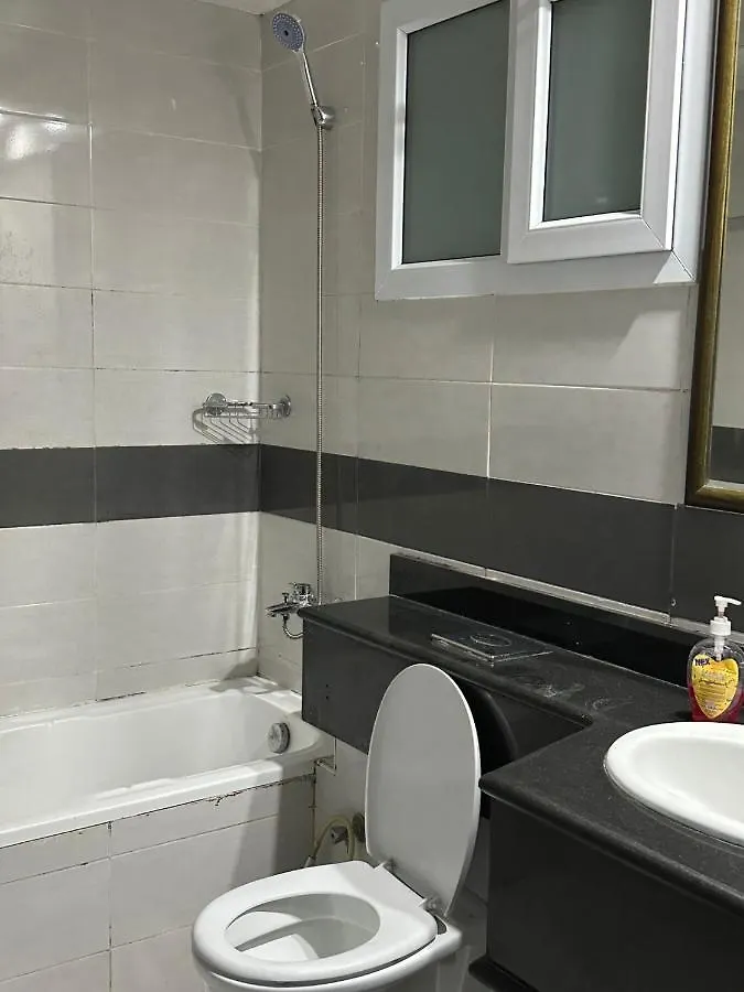 Deluxe Loft Rooms Near Burjuman Metro Station , Bur Dubaj 0*,