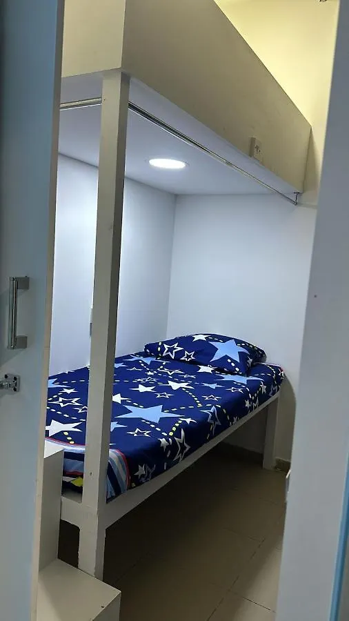 Deluxe Loft Rooms Near Burjuman Metro Station , Bur Dubaj Ubytování v soukromí